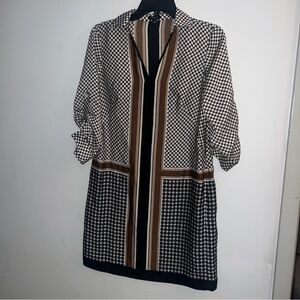 Ann Taylor petite Black , White & Brown Patterned Shirt Dress size SP